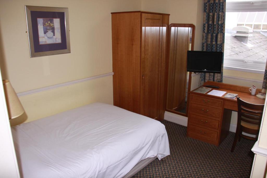 Church Guesthouse Cardiff Chambre photo