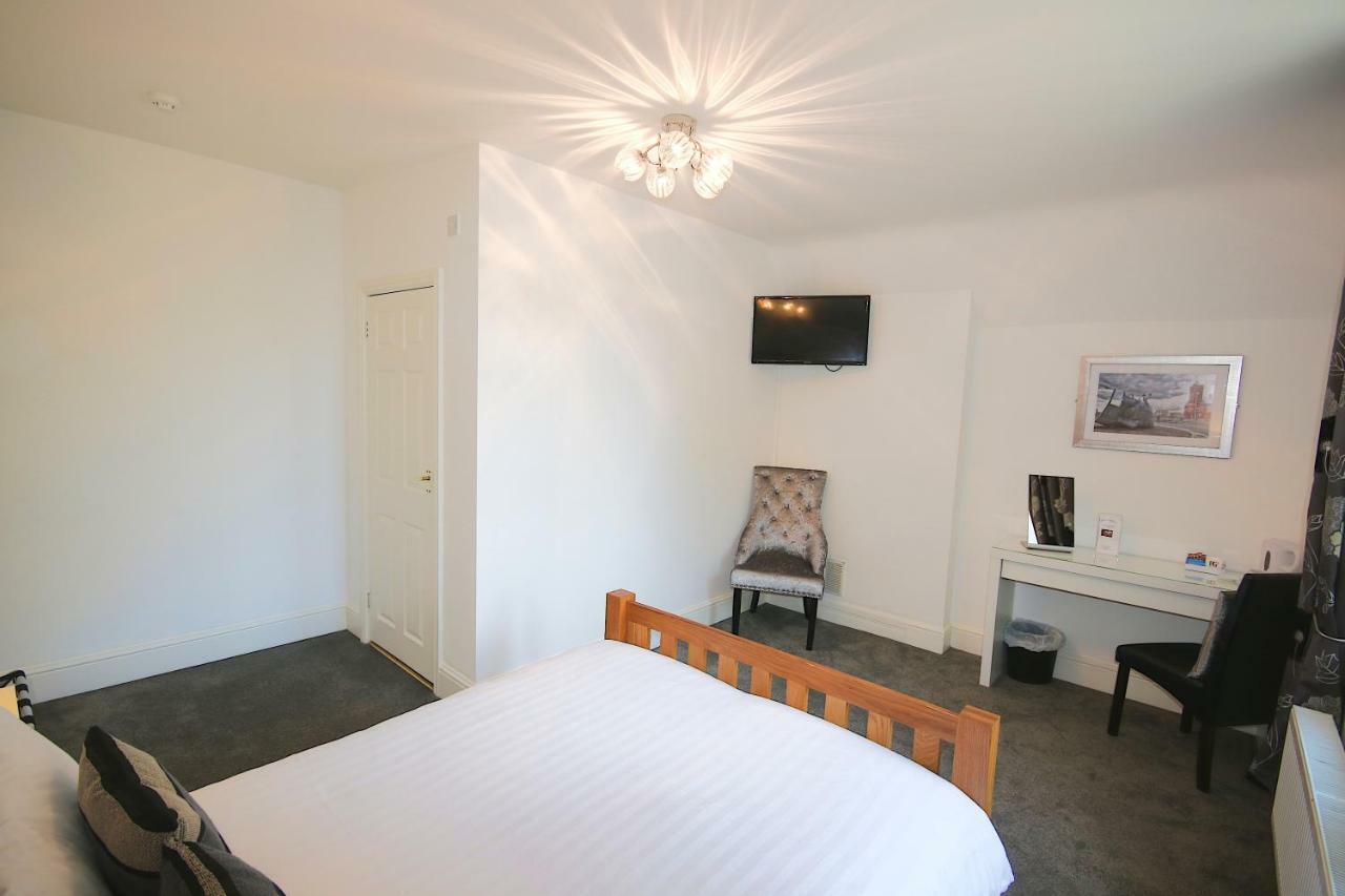 Church Guesthouse Cardiff Extérieur photo