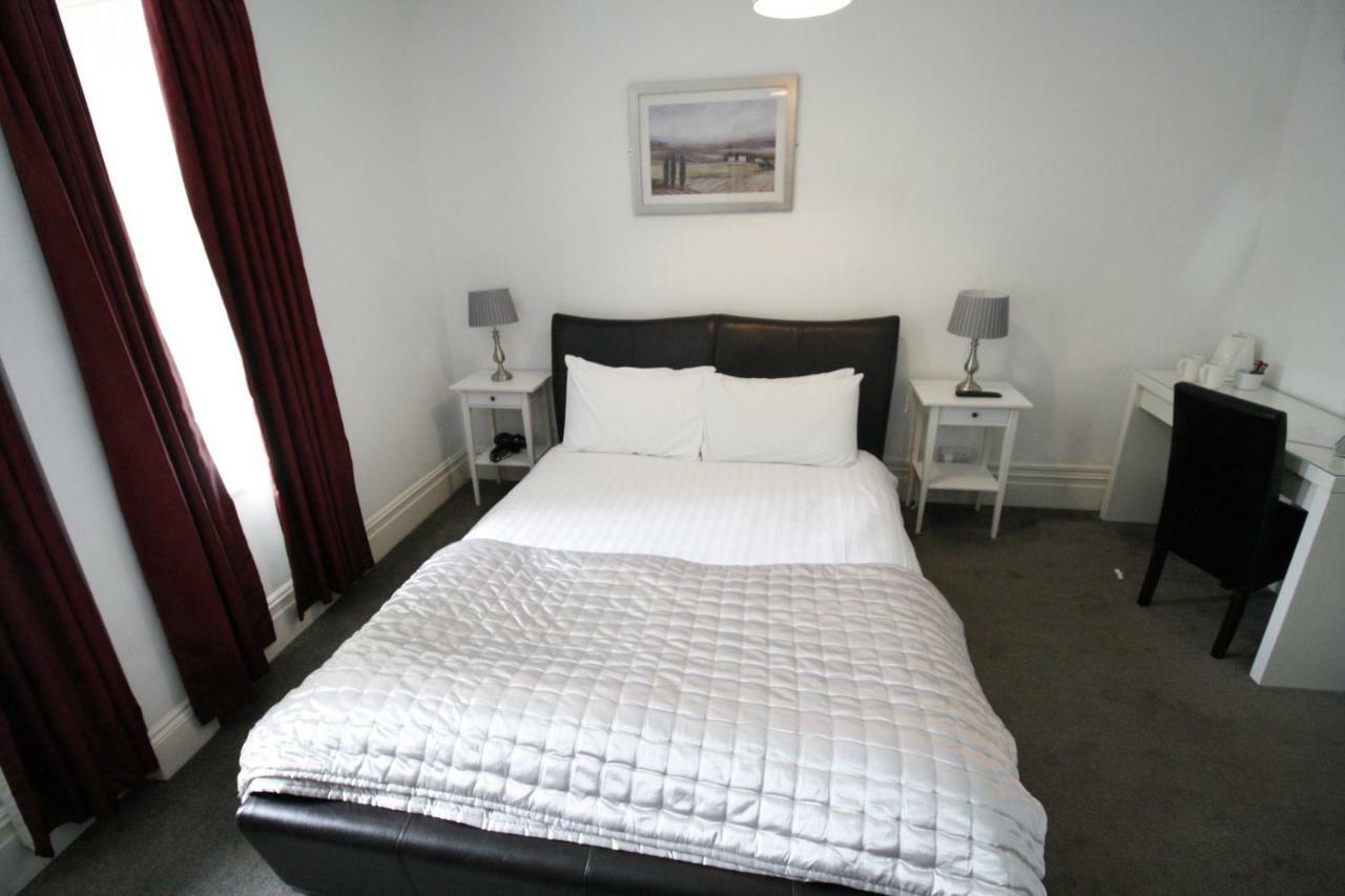 Church Guesthouse Cardiff Extérieur photo