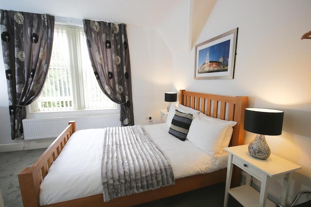 Church Guesthouse Cardiff Extérieur photo