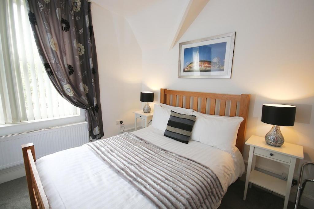 Church Guesthouse Cardiff Extérieur photo